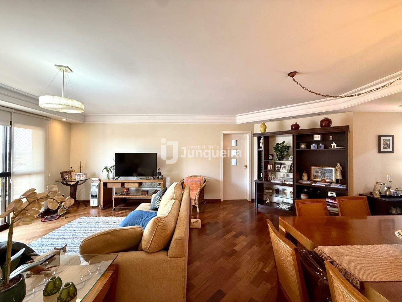 Apartamento à venda no São Conrado, 3 quartos, sendo 1 suíte, 2 vagas, no bairro Jardim Elite em Piracicaba - SP