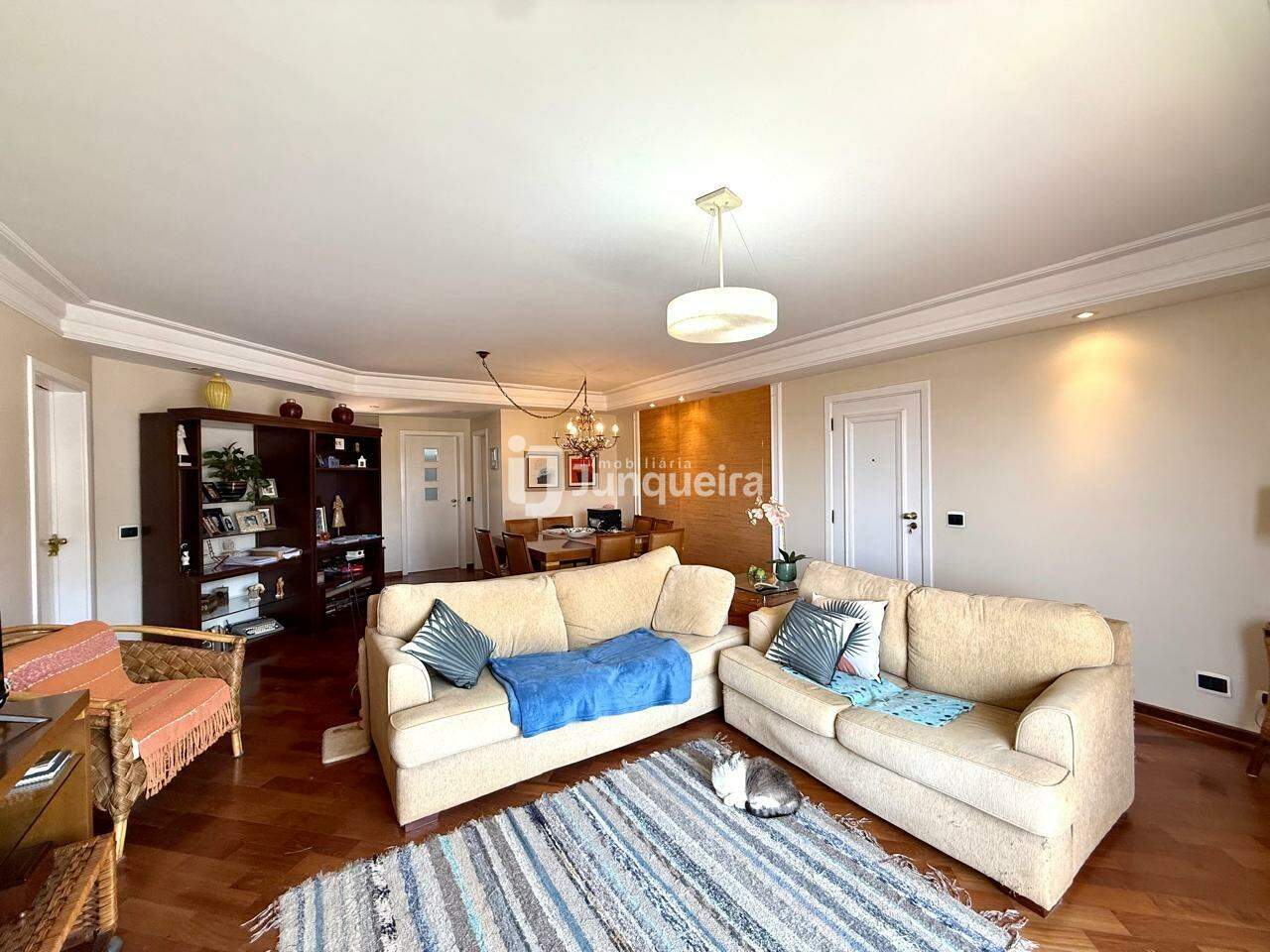 Apartamento à venda no São Conrado, 3 quartos, sendo 1 suíte, 2 vagas, no bairro Jardim Elite em Piracicaba - SP