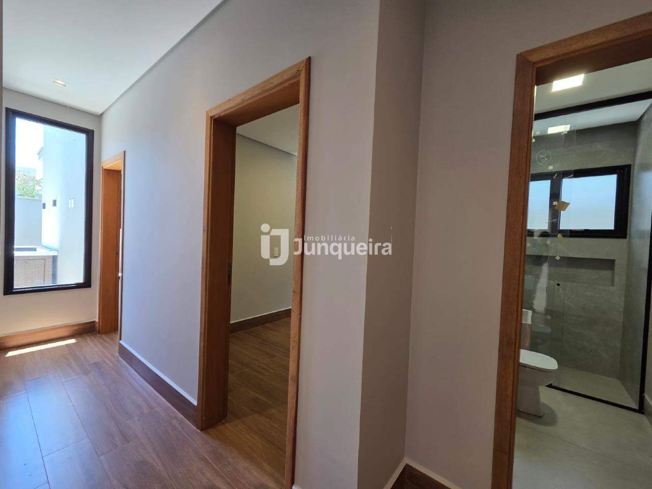 Casa em Condomínio à venda no Park Unimep Taquaral, 3 quartos, sendo 1 suíte, 2 vagas, no bairro Taquaral em Piracicaba - SP