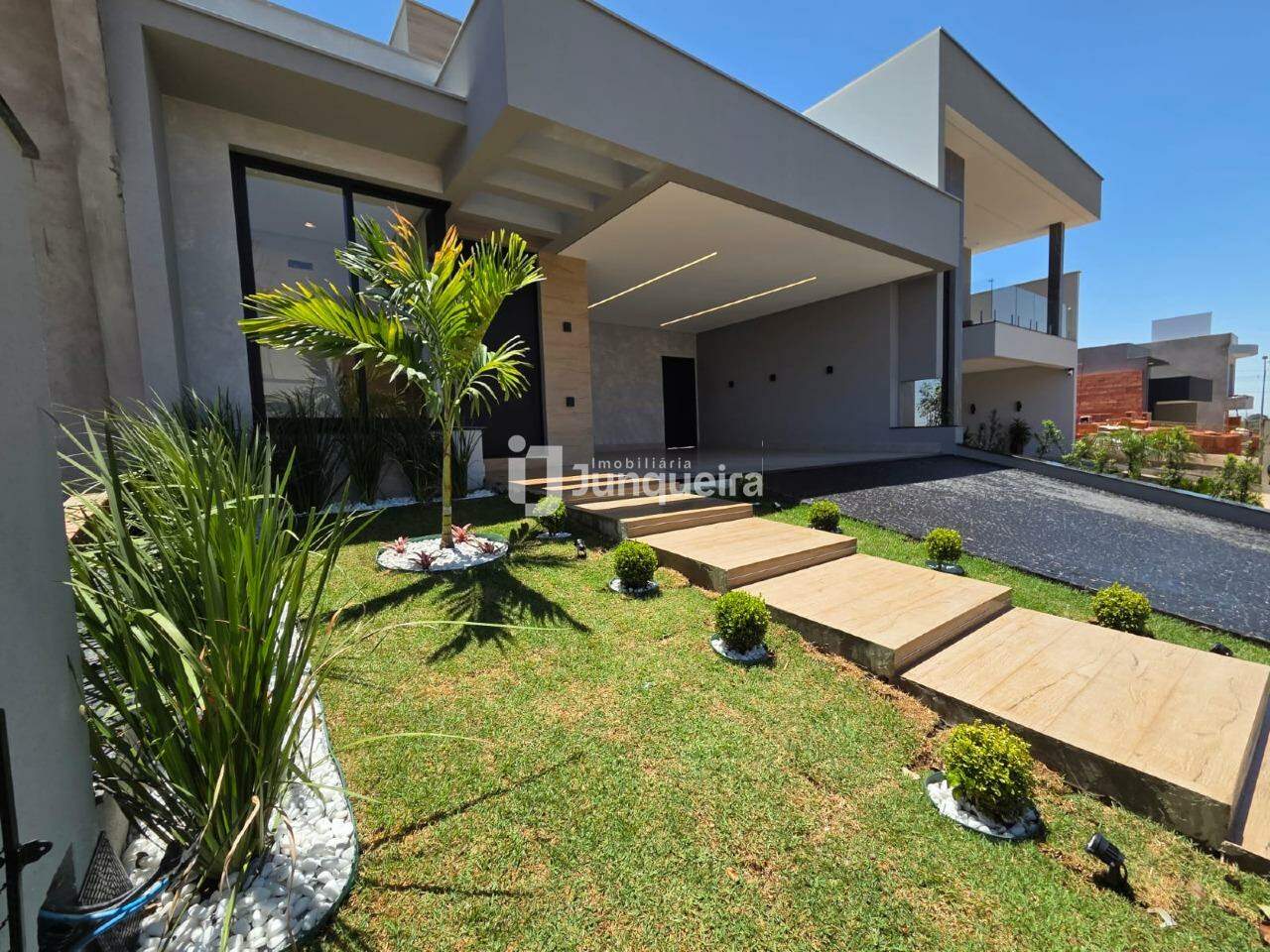 Casa em Condomínio à venda no Park Unimep Taquaral, 3 quartos, sendo 1 suíte, 2 vagas, no bairro Taquaral em Piracicaba - SP