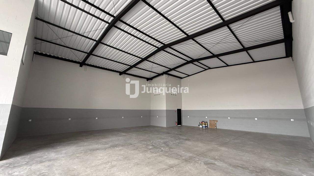 Galpão para alugar, no bairro Vila Industrial em Piracicaba - SP