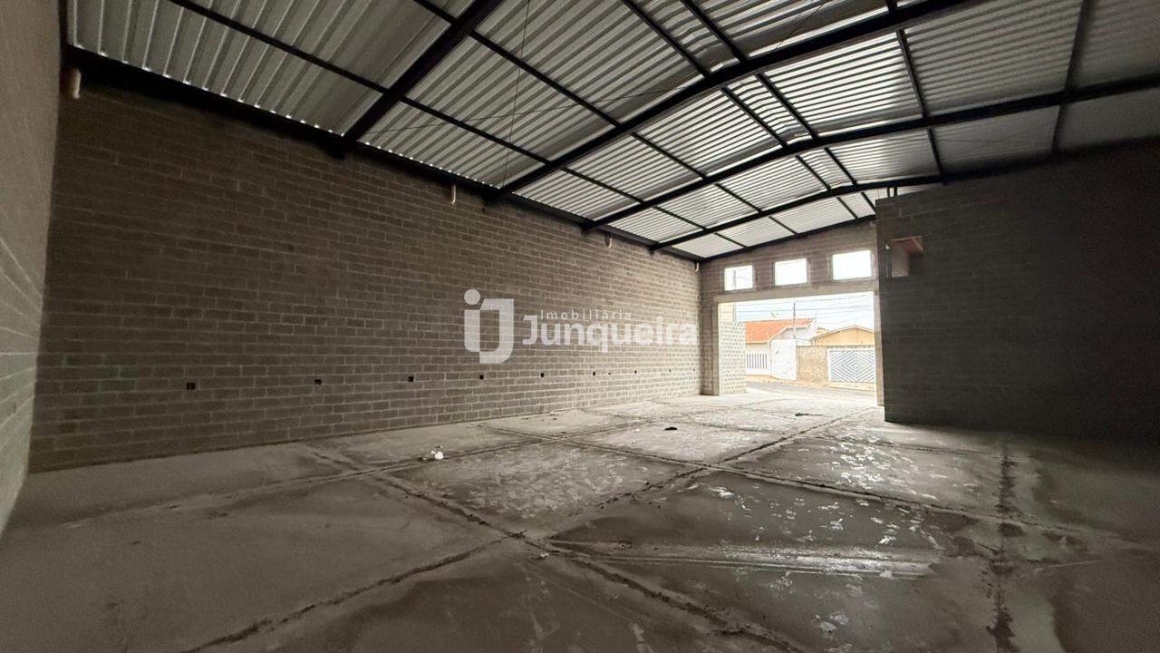 Galpão para alugar, no bairro Vila Industrial em Piracicaba - SP