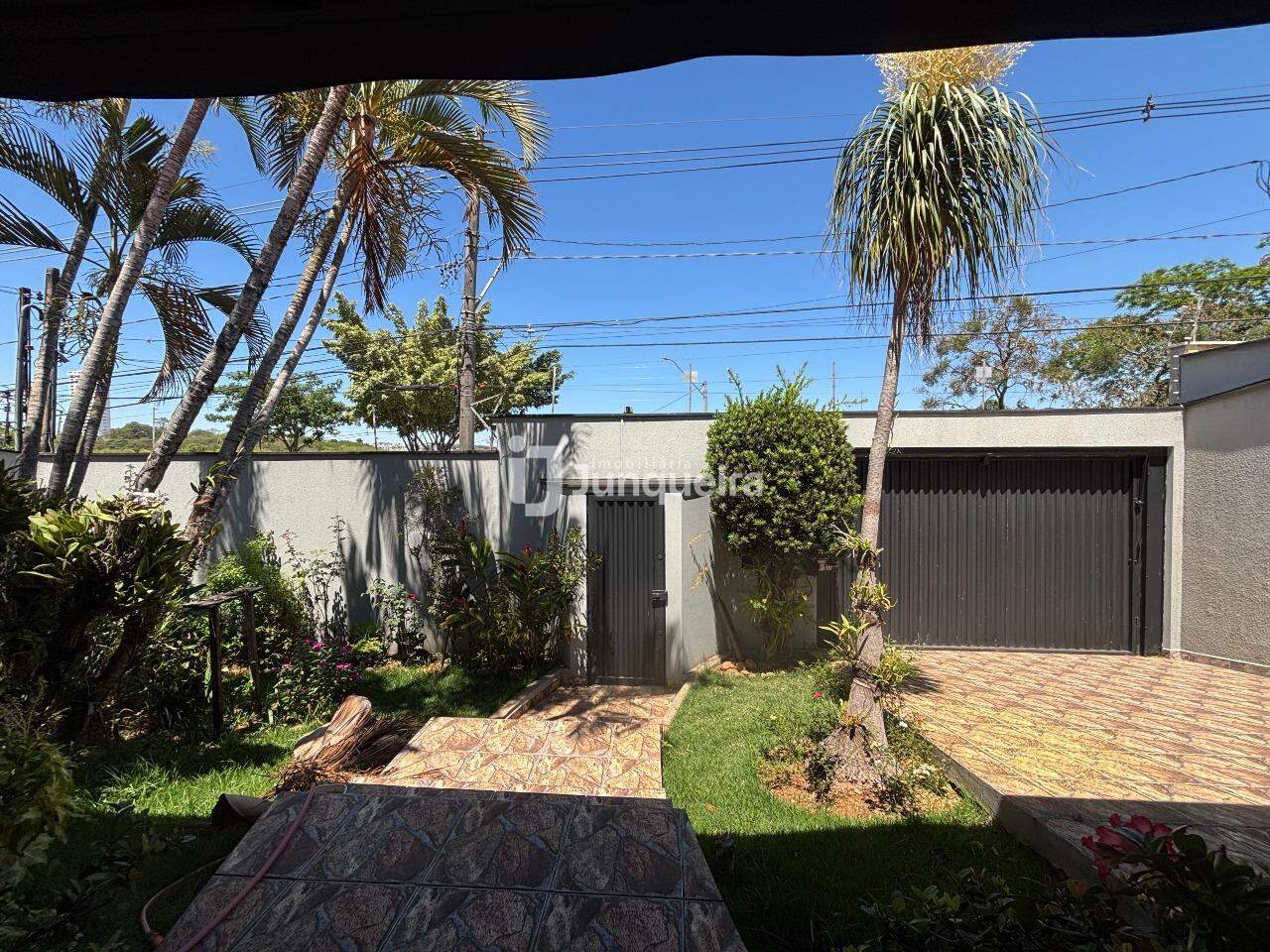 Casa à venda, 3 quartos, sendo 1 suíte, 5 vagas, no bairro Nova Piracicaba em Piracicaba - SP