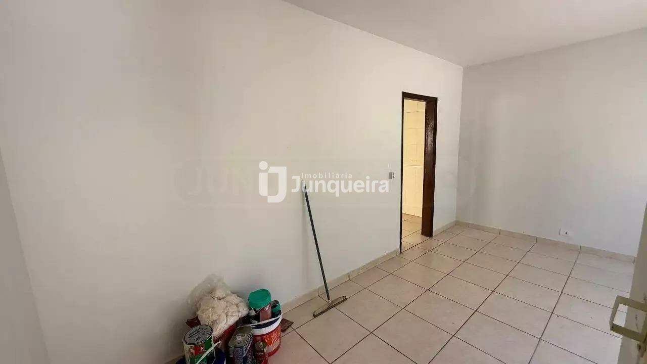 Casa à venda, 3 quartos, 2 vagas, no bairro São Judas em Piracicaba - SP