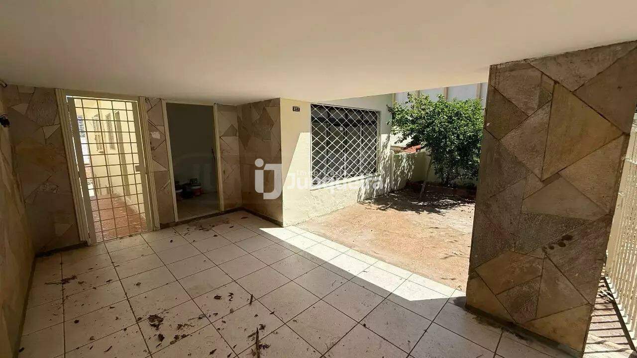 Casa à venda, 3 quartos, 2 vagas, no bairro São Judas em Piracicaba - SP