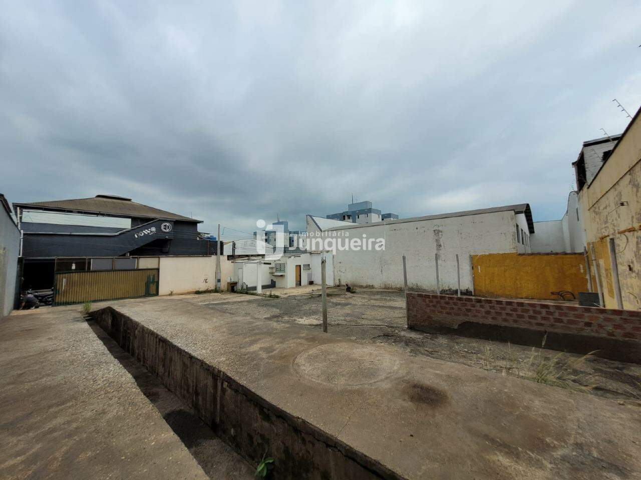 Terreno para alugar, no bairro Água Branca em Piracicaba - SP