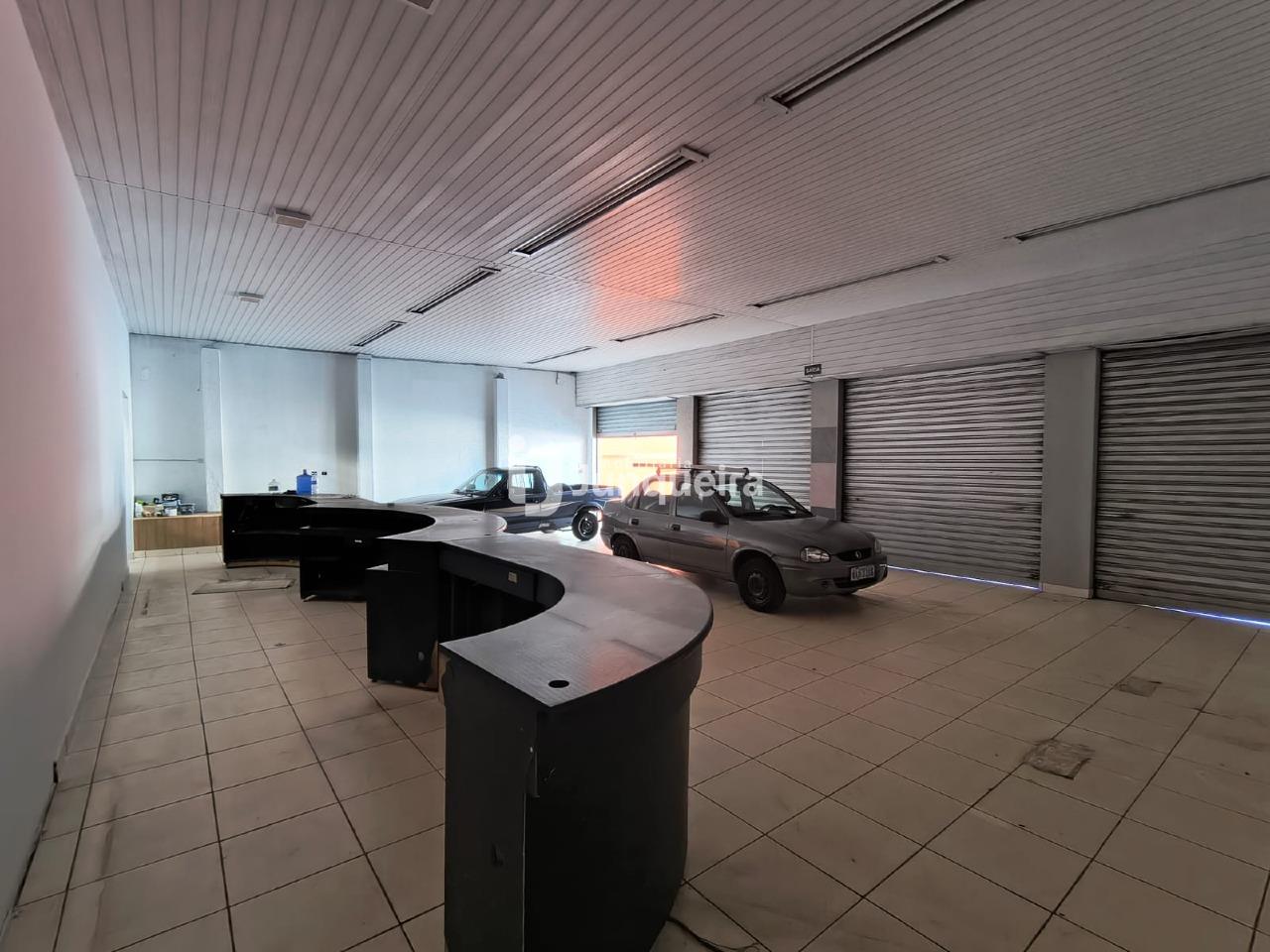 Salão para alugar, 5 vagas, no bairro Vila Rezende em Piracicaba - SP