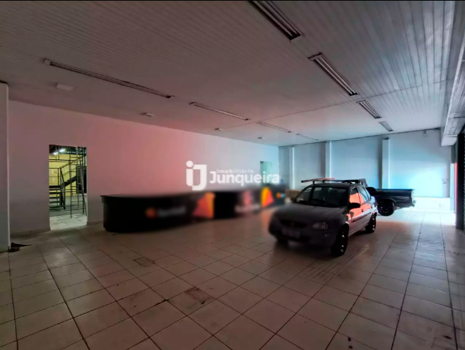 Salão para alugar, 5 vagas, no bairro Vila Rezende em Piracicaba - SP