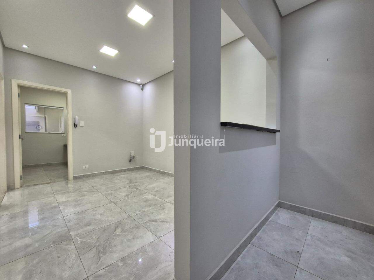 Casa Comercial à venda, no bairro Cidade Jardim em Piracicaba - SP