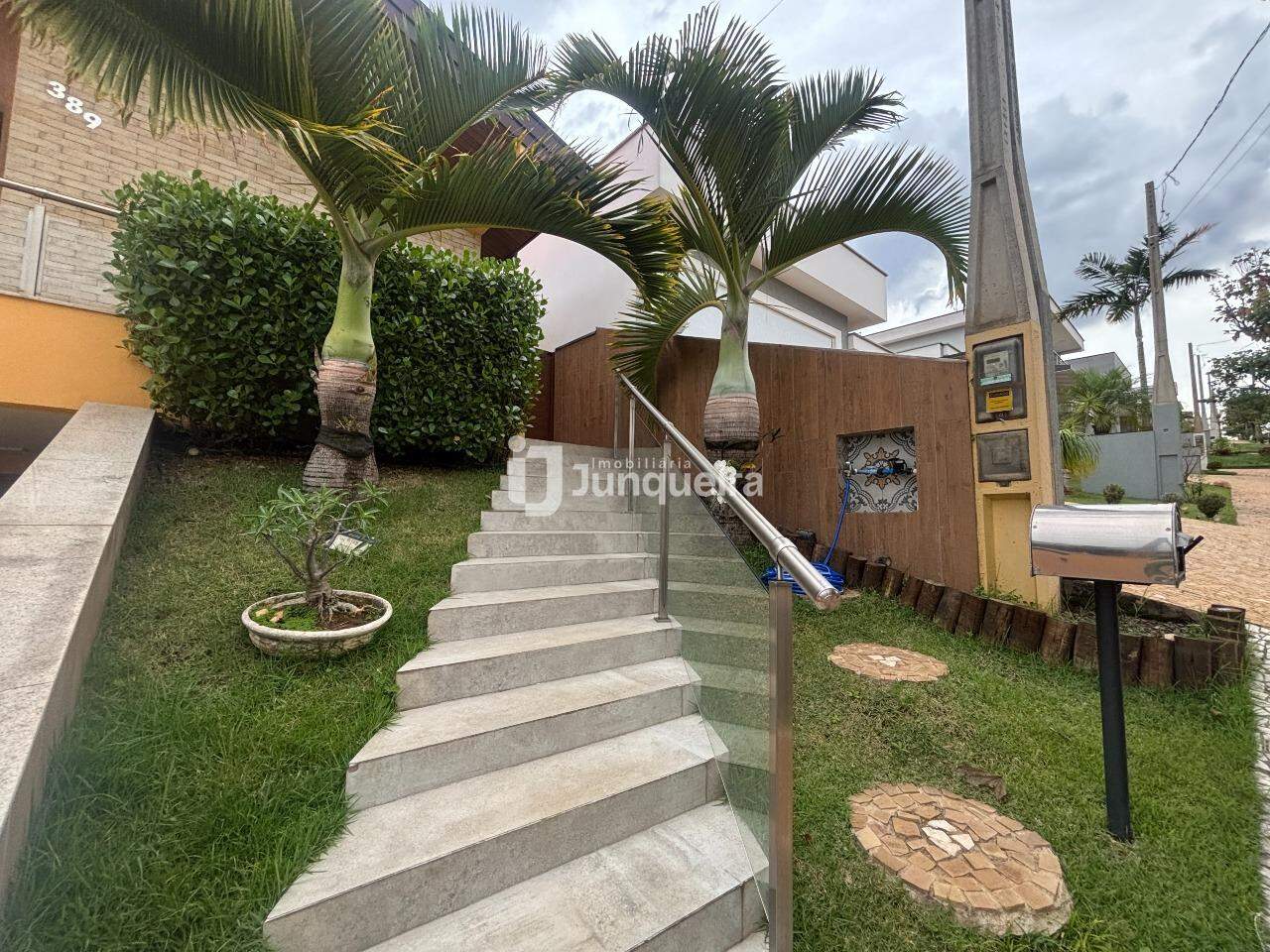 Casa em Condomínio à venda no Villa D' Itália, 3 quartos, sendo 2 suítes, 4 vagas, no bairro Residencial Villa D'Itália em Piracicaba - SP