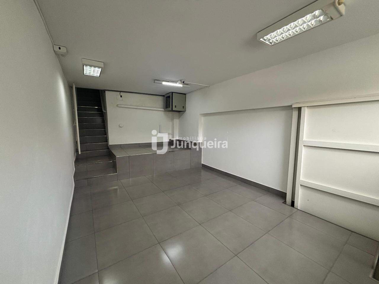 Casa Comercial à venda, no bairro Centro em Piracicaba - SP