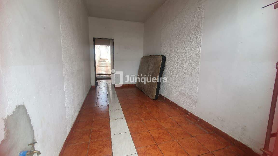 Casa à venda, 2 quartos, 1 vaga, no bairro Jardim Santo Antônio em Rio das Pedras - SP