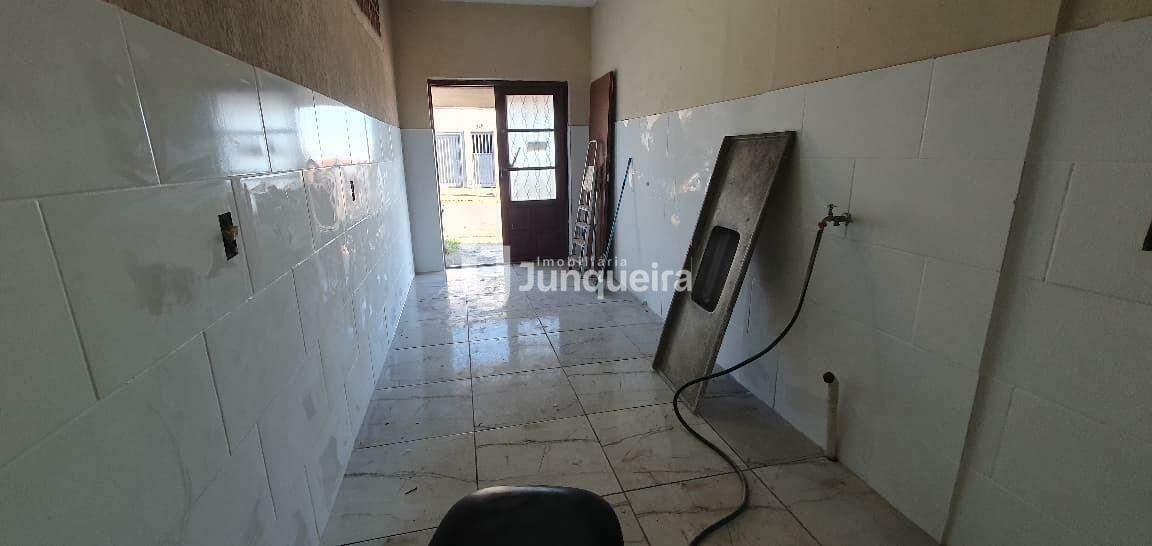 Sala Comercial para alugar, 1 quarto, no bairro Jardim Santo Antônio em Rio das Pedras - SP