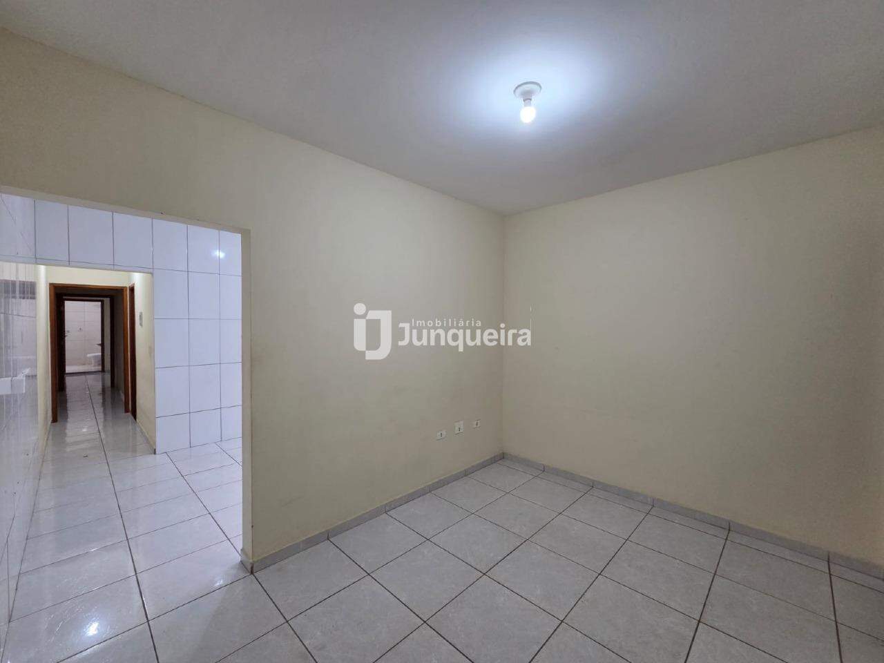 Casa à venda, 2 quartos, sendo 1 suíte, 2 vagas, no bairro Parque Peória (Tupi) em Piracicaba - SP