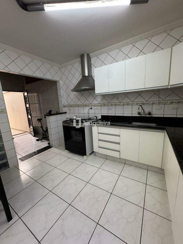 Casa à venda, 2 quartos, sendo 1 suíte, 2 vagas, no bairro Nova Piracicaba em Piracicaba - SP