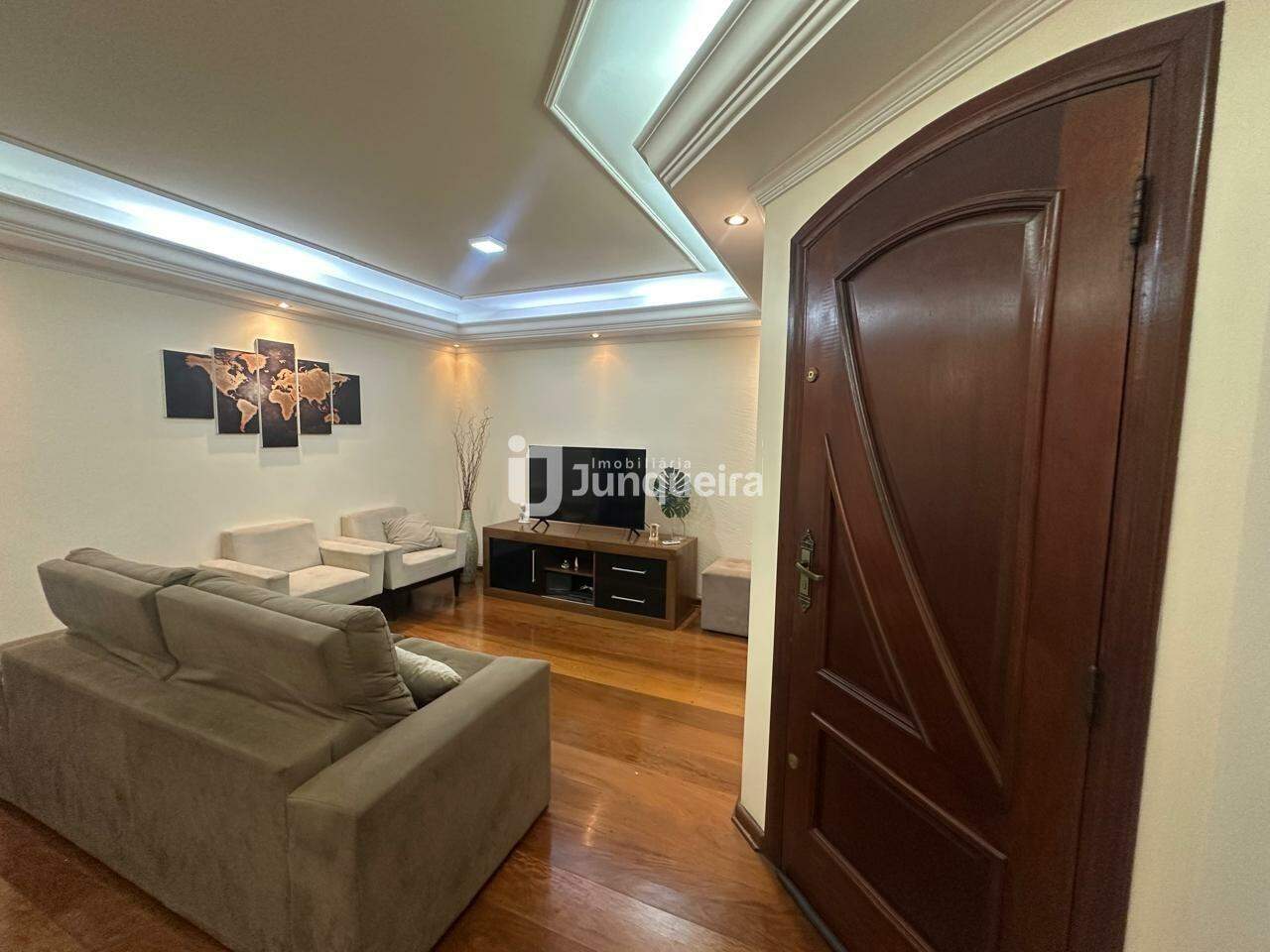 Casa à venda, 2 quartos, sendo 1 suíte, 2 vagas, no bairro Nova Piracicaba em Piracicaba - SP