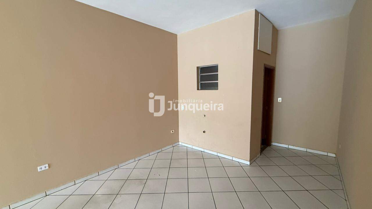 Salão para alugar, no bairro Santa Terezinha em Piracicaba - SP