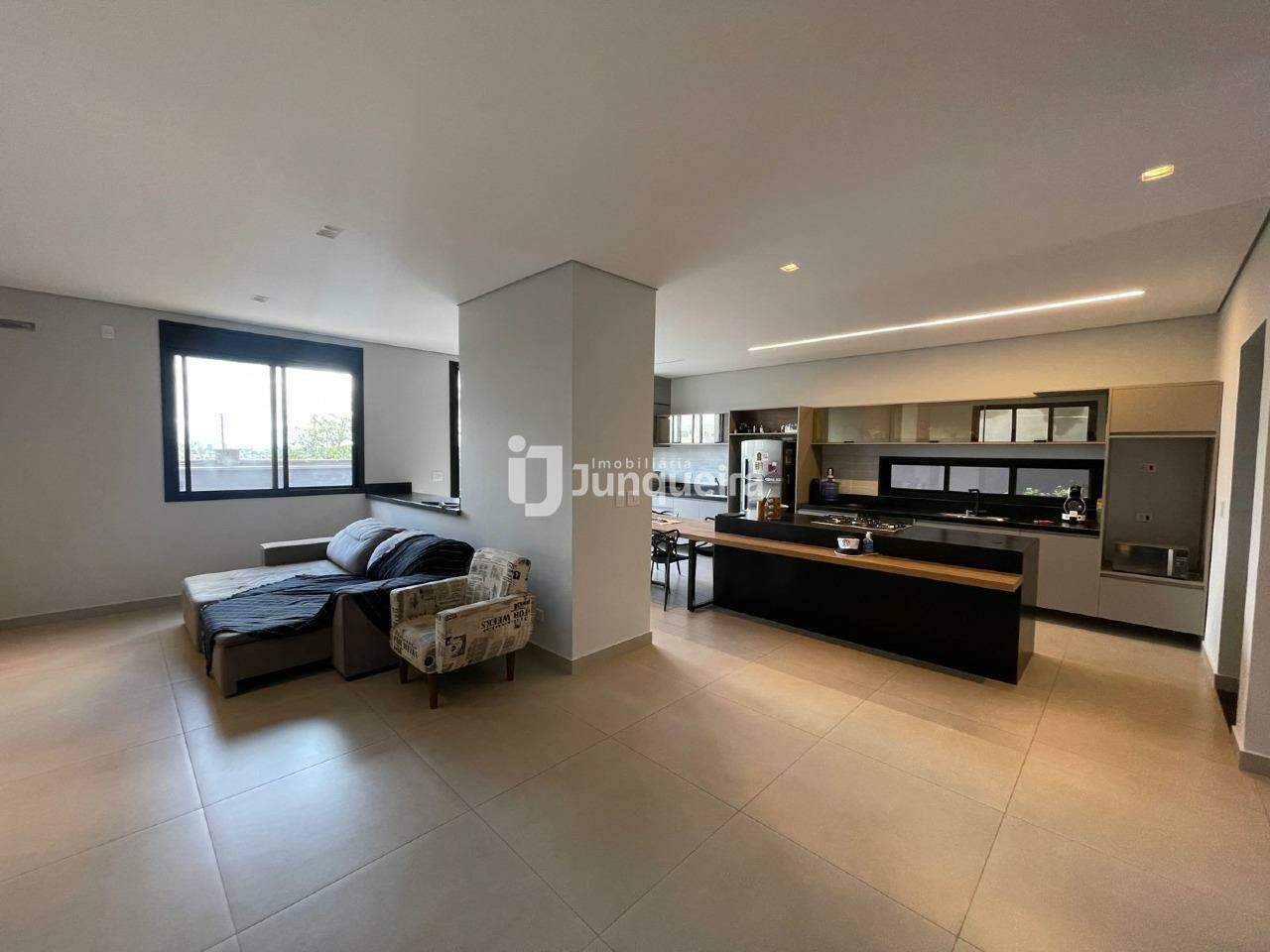 Casa em Condomínio à venda no Villa D'Aquila, 4 quartos, sendo 1 suíte, 2 vagas, no bairro Santa Rosa em Piracicaba - SP