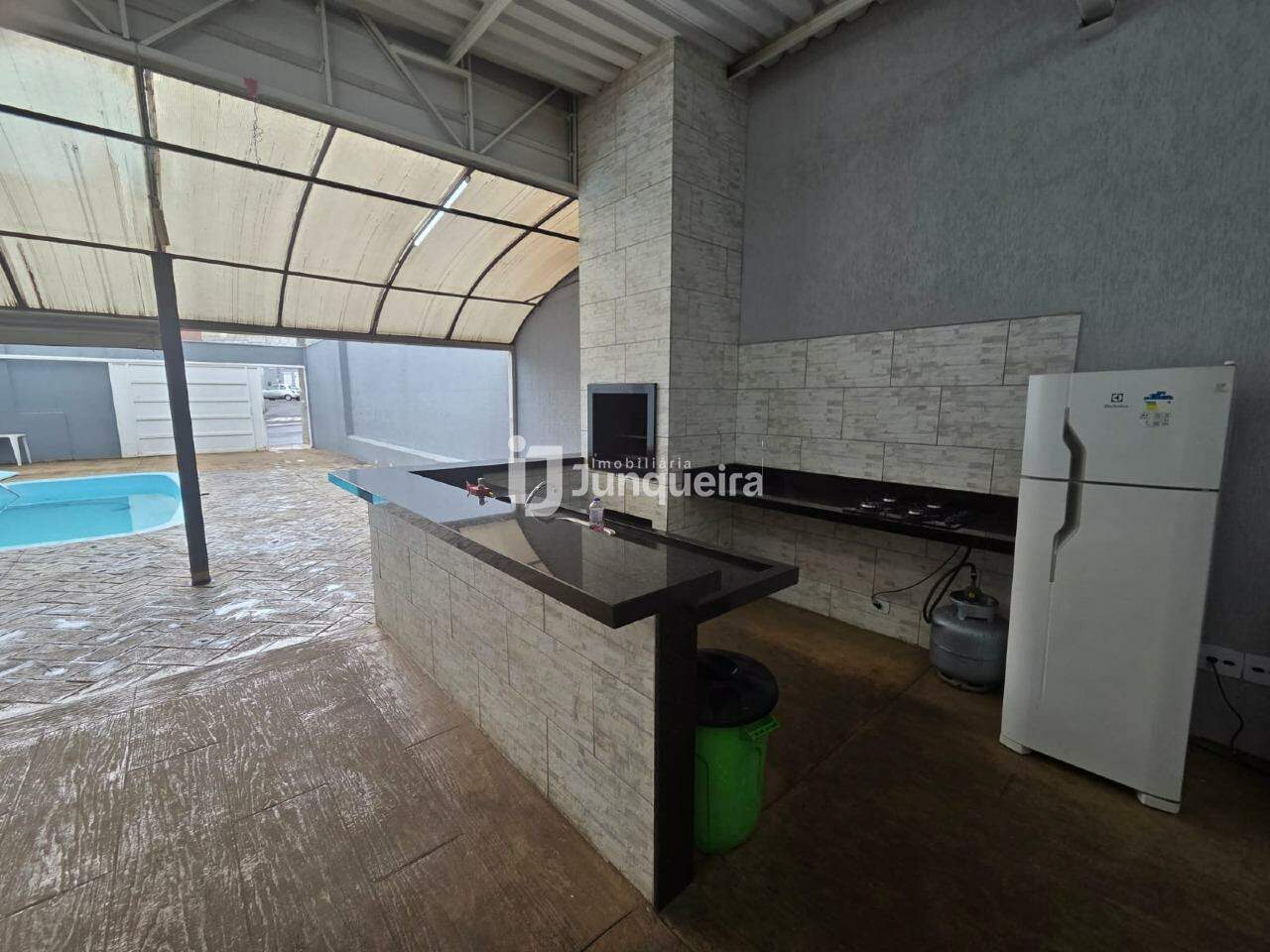 Edícula à venda, 1 quarto, 5 vagas, no bairro Água Branca em Piracicaba - SP