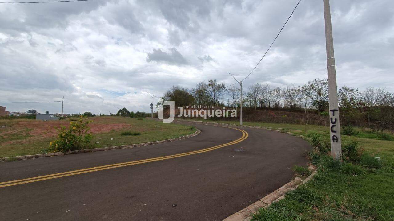 Terreno à venda, no bairro Novo Horizonte em Piracicaba - SP
