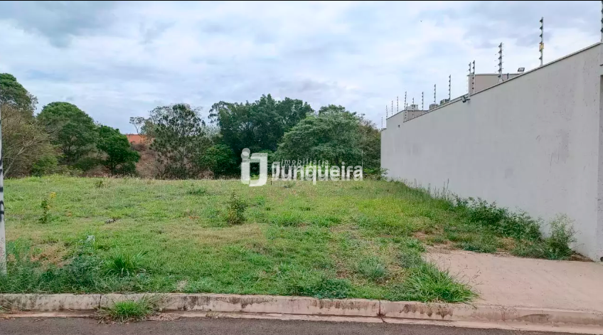 Terreno à venda, no bairro Novo Horizonte em Piracicaba - SP