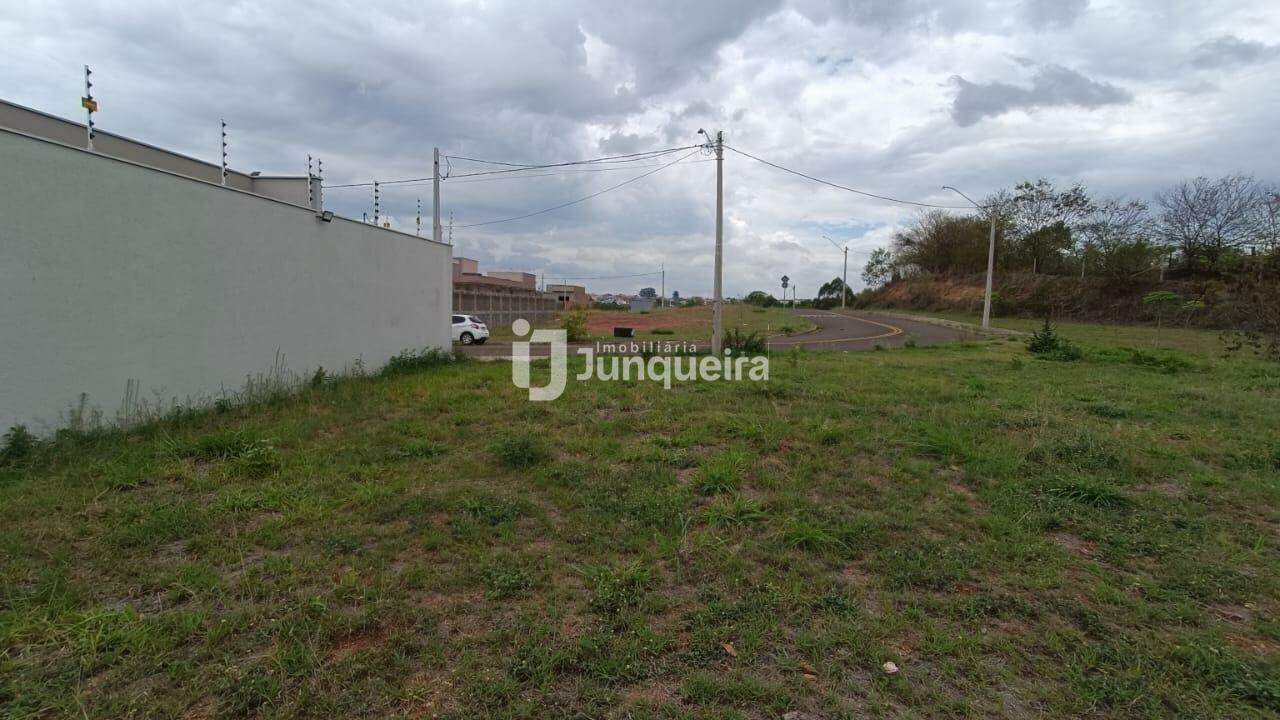 Terreno à venda, no bairro Novo Horizonte em Piracicaba - SP