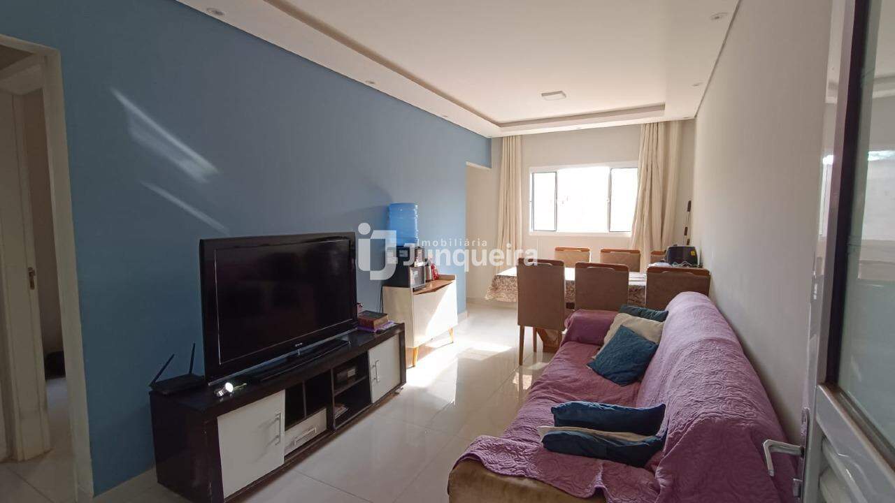 Casa à venda, 2 quartos, 2 vagas, no bairro Vale do Sol em Piracicaba - SP