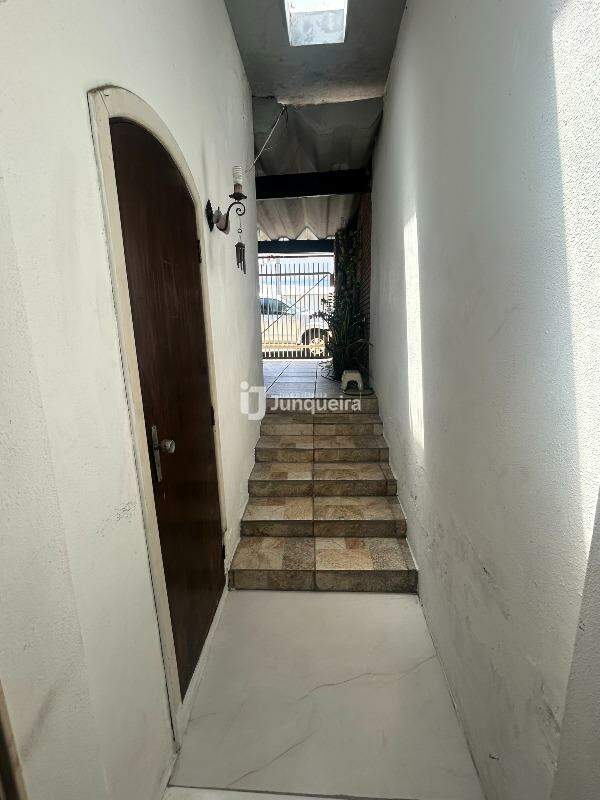 Casa à venda, 3 quartos, sendo 1 suíte, 1 vaga, no bairro Alto em Piracicaba - SP