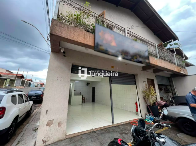 Salão para alugar, 2 vagas, no bairro Piracicamirim em Piracicaba - SP
