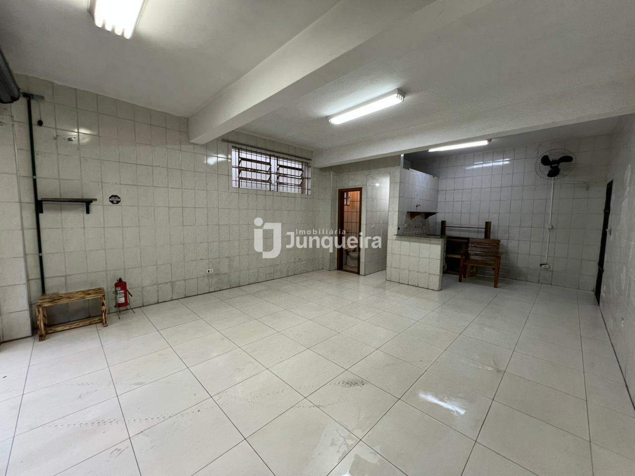 Salão para alugar, 2 vagas, no bairro Piracicamirim em Piracicaba - SP