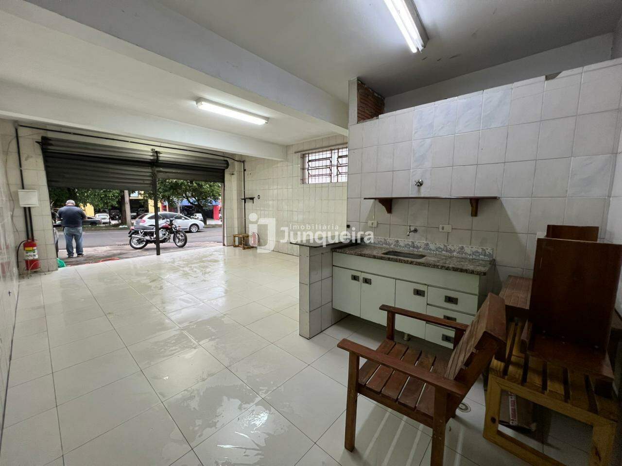 Salão para alugar, 2 vagas, no bairro Piracicamirim em Piracicaba - SP