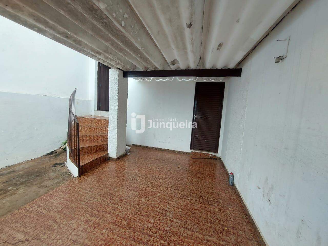 Casa para alugar, 2 quartos, 1 vaga, no bairro Nova América em Piracicaba - SP