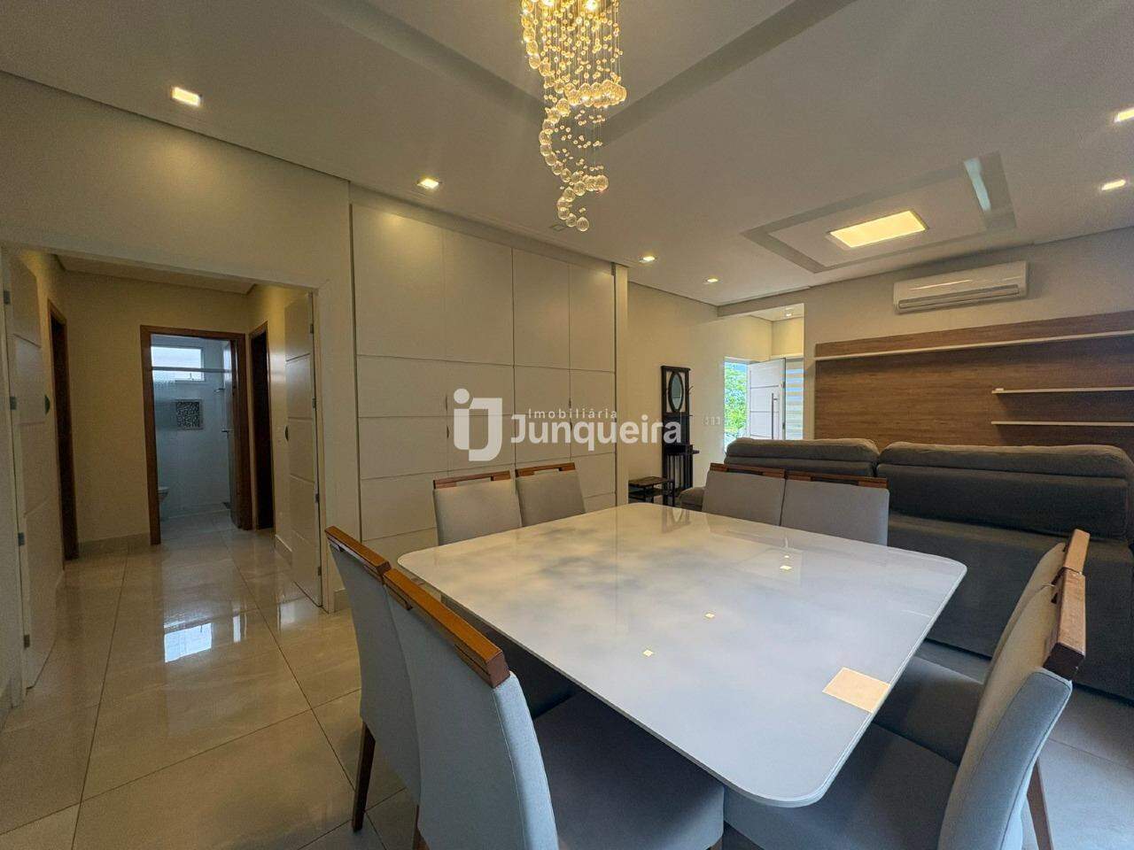 Casa em Condomínio à venda no Villa Bela Vista, 2 quartos, sendo 1 suíte, 4 vagas, no bairro Villa Bela Vista em Piracicaba - SP