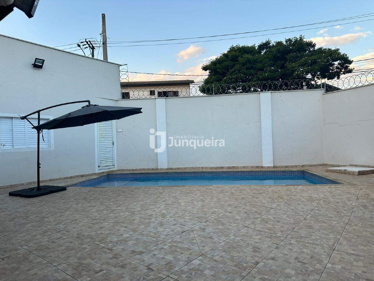 Edícula à venda, 1 quarto, no bairro Jardim Taiguara em Piracicaba - SP