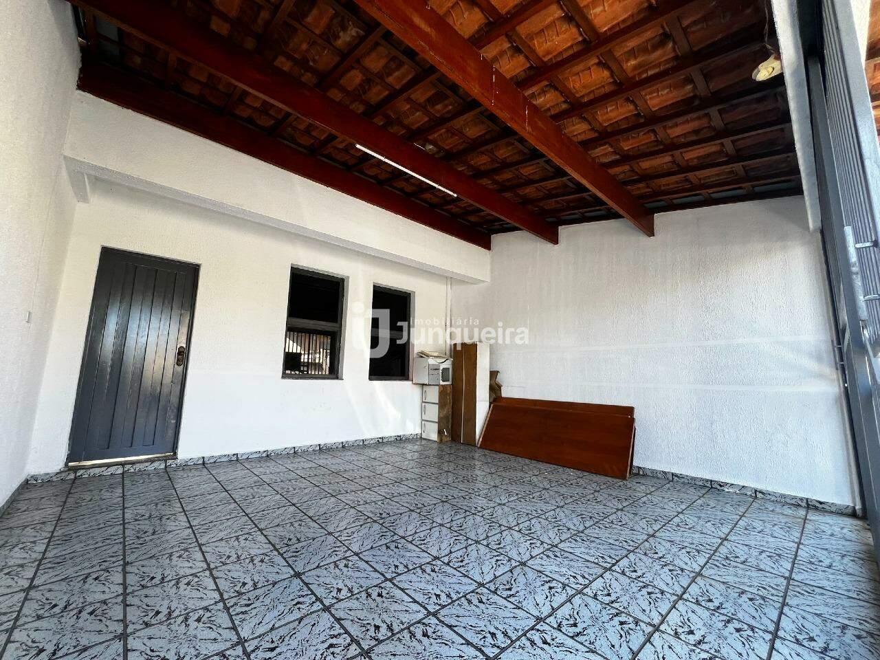 Casa à venda, 3 quartos, sendo 2 suítes, 2 vagas, no bairro PARQUE PREZOTTO em Piracicaba - SP