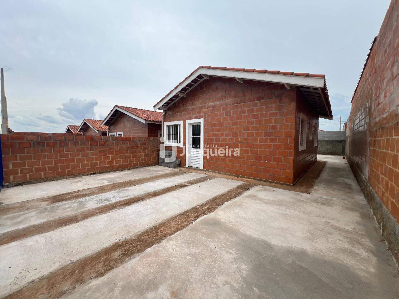 Casa para alugar, 2 quartos, 2 vagas, no bairro Jardim Alvorada em Rio das Pedras - SP