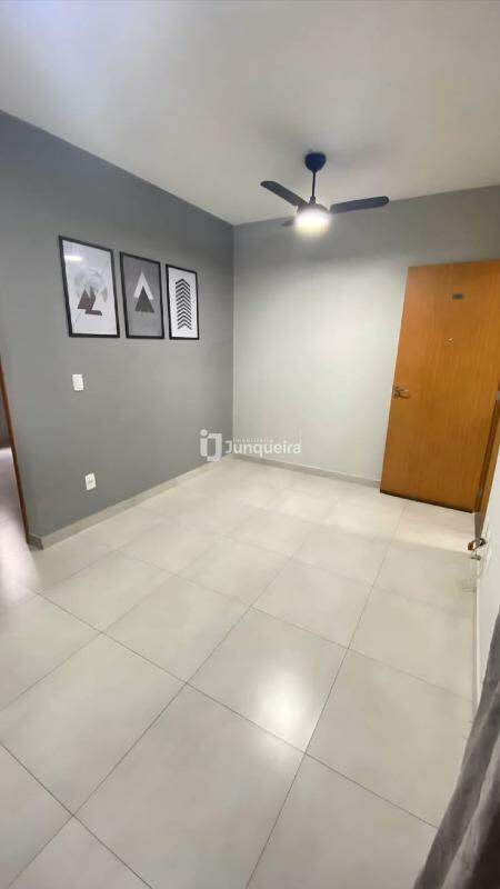 Apartamento à venda no Piazza Verona, 2 quartos, 1 vaga, no bairro Dois Córregos em Piracicaba - SP