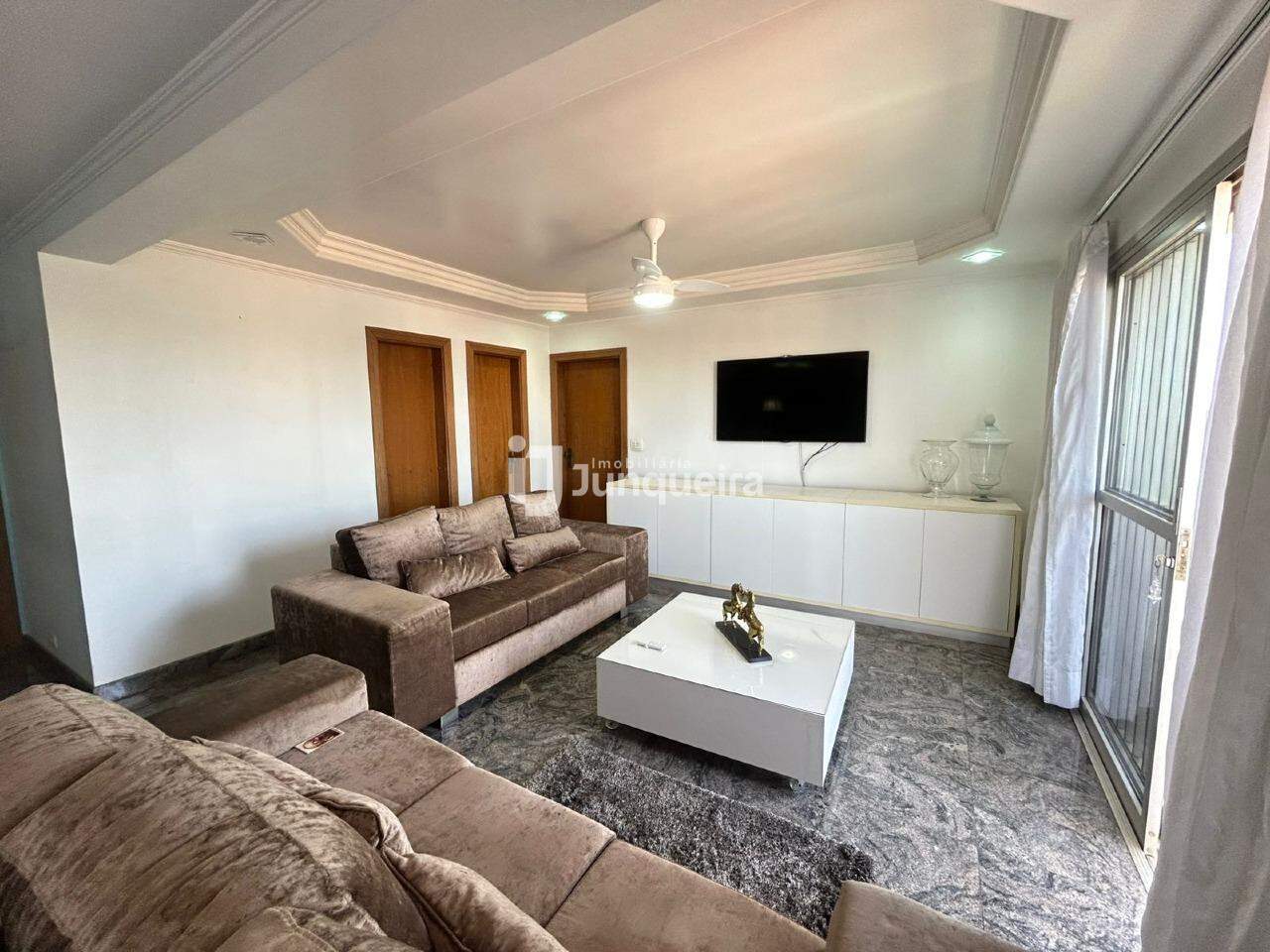 Apartamento à venda, 3 quartos, sendo 1 suíte, 1 vaga, no bairro Centro em Piracicaba - SP