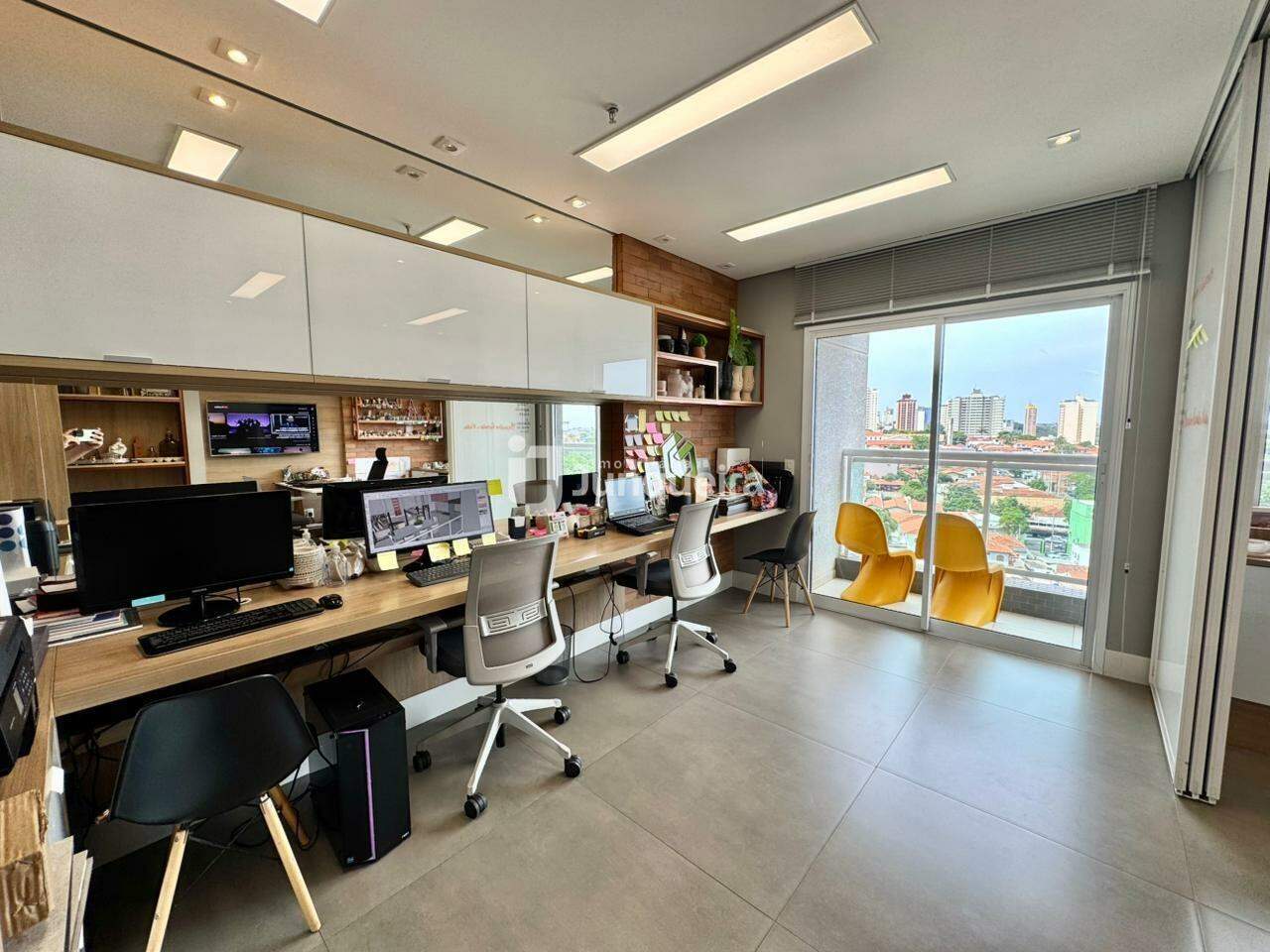 Sala Comercial à venda, 1 vaga, no bairro Cidade Jardim em Piracicaba - SP