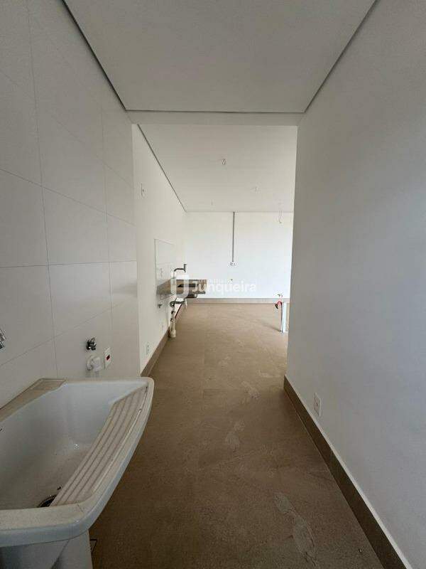 Apartamento à venda no Edifício L’Essence, 3 quartos, sendo 3 suítes, 2 vagas, no bairro São Dimas em Piracicaba - SP