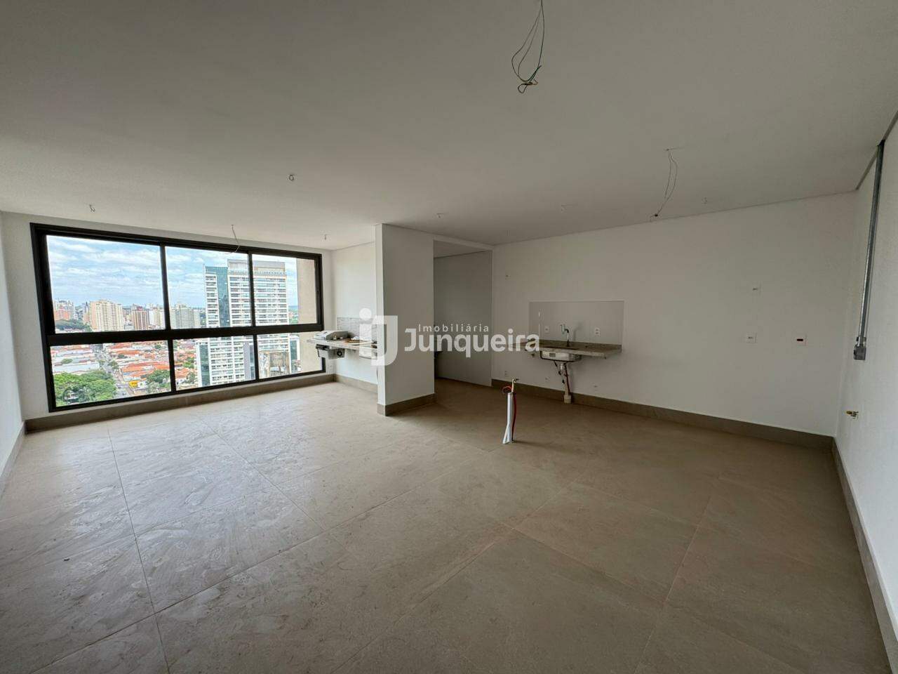 Apartamento à venda no Edifício L’Essence, 3 quartos, sendo 3 suítes, 2 vagas, no bairro São Dimas em Piracicaba - SP