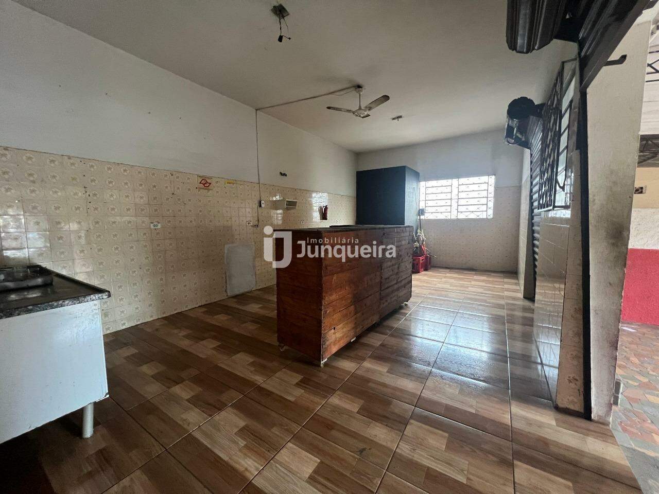 Salão para alugar, no bairro São Luiz em Piracicaba - SP