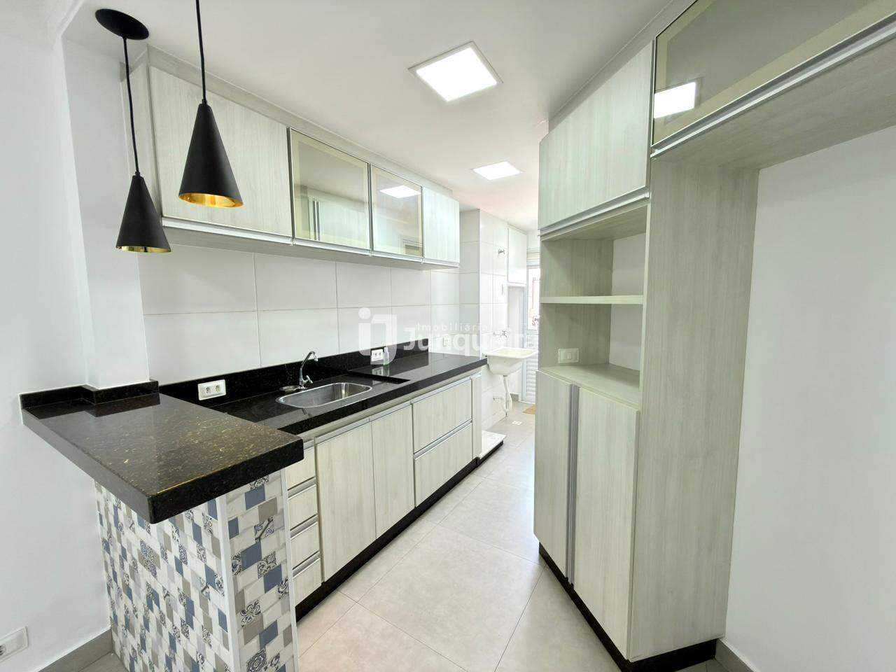 Apartamento à venda no Plaza Mayor, 2 quartos, sendo 1 suíte, 2 vagas, no bairro Plaza Mayor em Piracicaba - SP