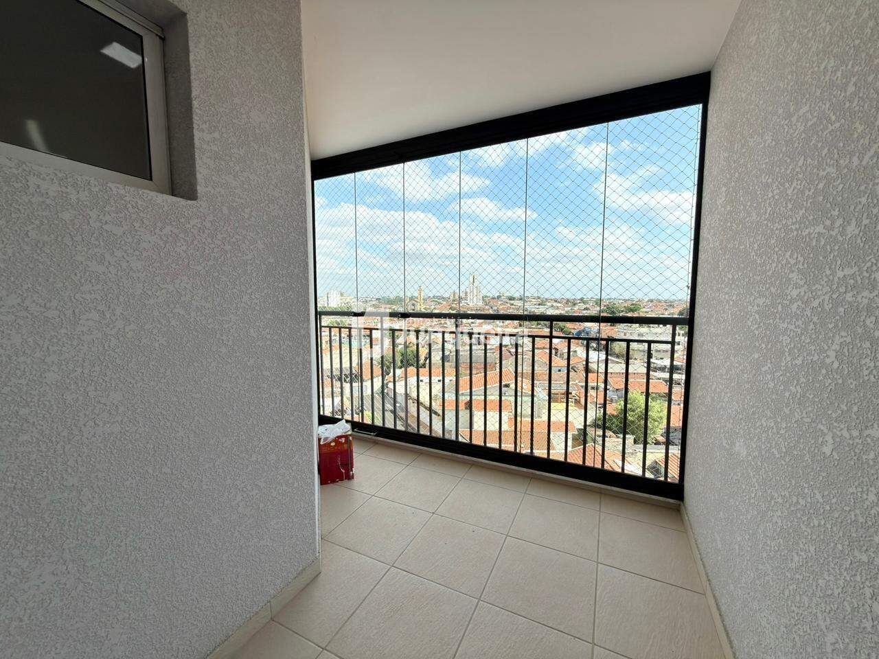 Apartamento à venda no Plaza Mayor, 2 quartos, sendo 1 suíte, 2 vagas, no bairro Plaza Mayor em Piracicaba - SP