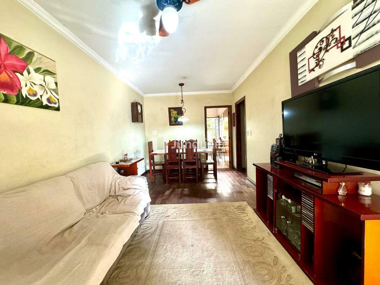 Casa à venda, 3 quartos, sendo 1 suíte, 6 vagas, no bairro Nova Piracicaba em Piracicaba - SP