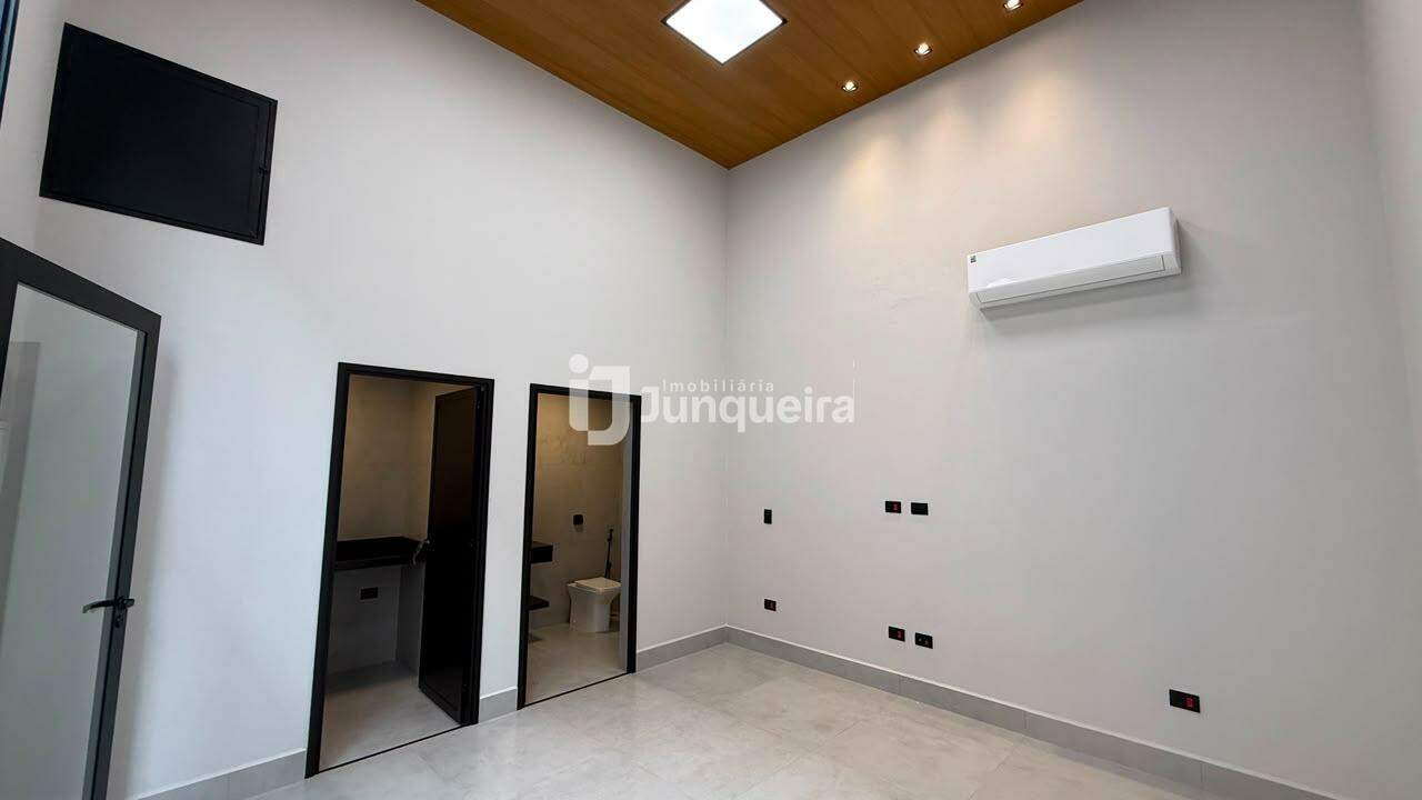 Salão para alugar, no bairro Santa Terezinha em Piracicaba - SP