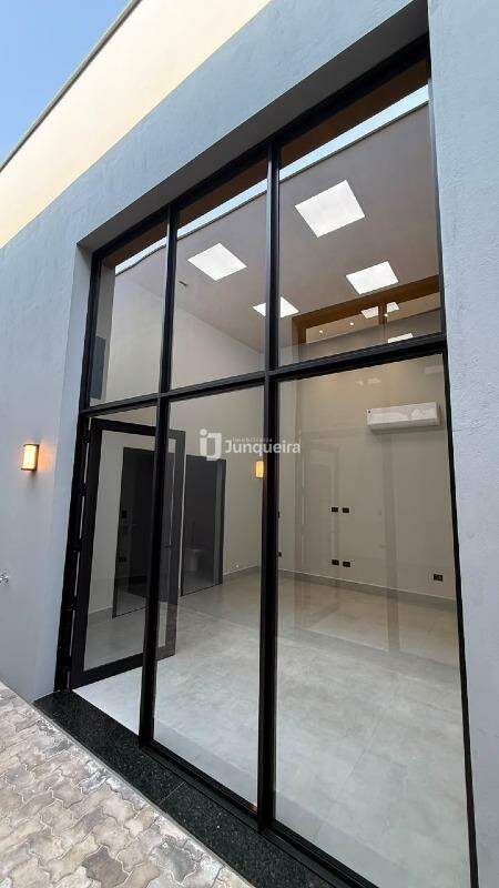 Salão para alugar, no bairro Santa Terezinha em Piracicaba - SP