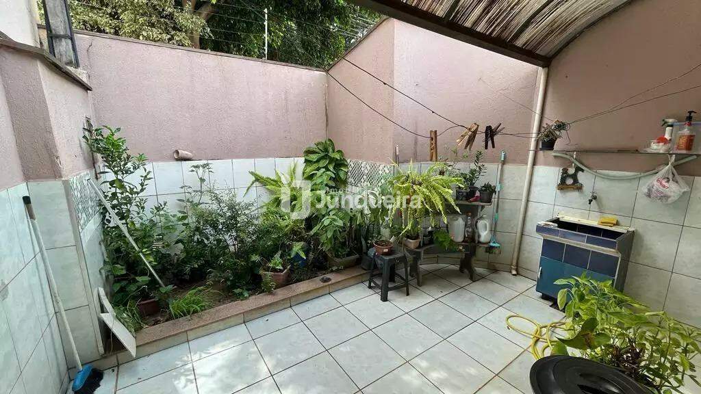 Casa para alugar, 3 quartos, sendo 1 suíte, 2 vagas, no bairro Conjunto Residencial José Angelo Montagnani em Rio das Pedras - SP