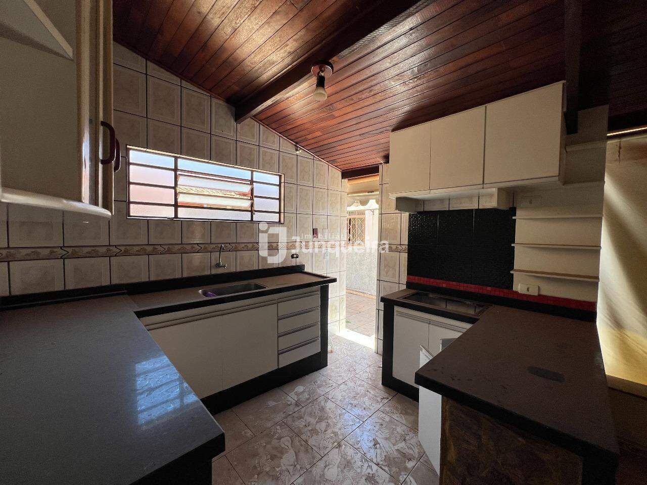 Casa para alugar, 2 quartos, no bairro Paulicéia em Piracicaba - SP