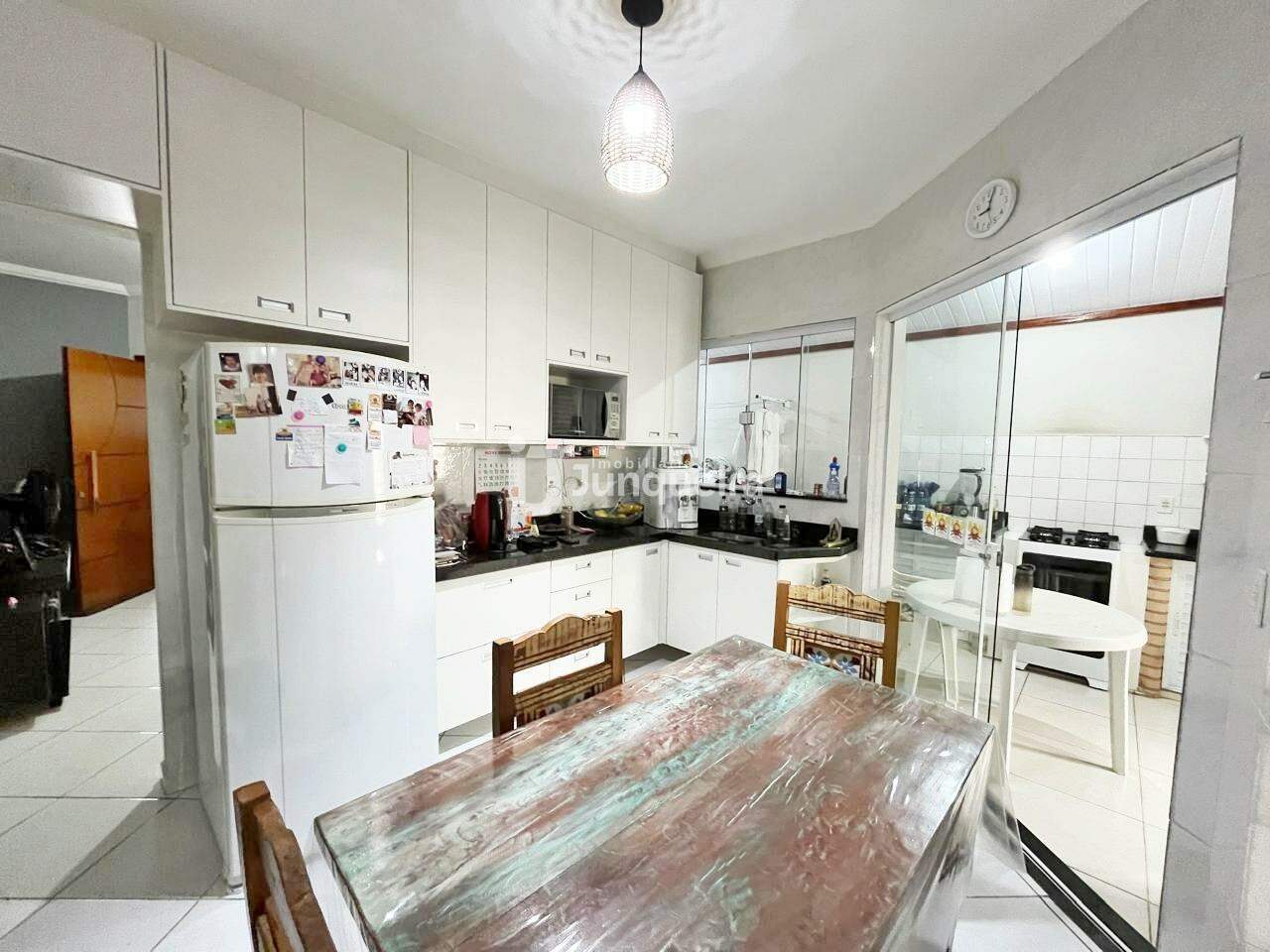 Casa à venda, 3 quartos, sendo 1 suíte, 2 vagas, no bairro Parque Residencial Monte Rey III em Piracicaba - SP